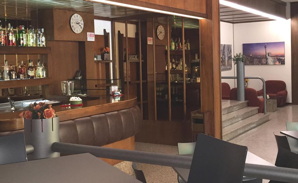 Hotel Pamela San Pietro in Casale Eksteriør bilde