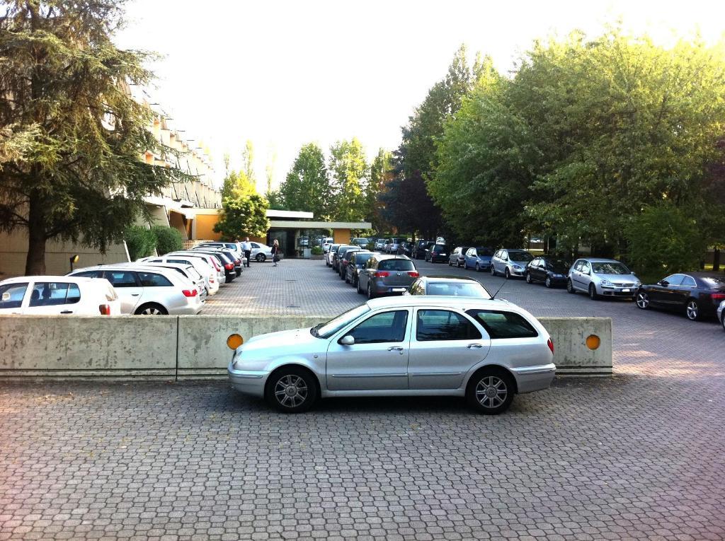 Hotel Pamela San Pietro in Casale Eksteriør bilde